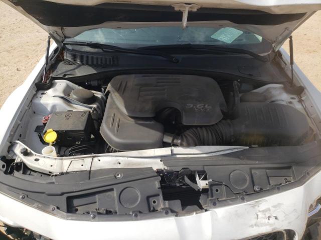 Photo 11 from auction – 2016 CHRYSLER 300C with VIN 2C3CCAEG2GH328627