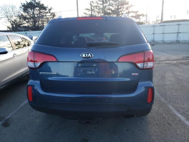 Photo 6 from auction – 2015 KIA SORENTO LX with VIN 5XYKT4A67FG595345