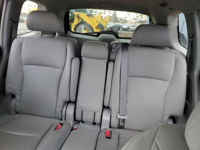Photo 10 from auction – 2011 TOYOTA HIGHLANDER with VIN JTEDC3EH7B2003974