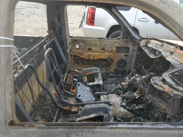 Photo 10 from auction – 2001 CHEVROLET SILVERADO with VIN 1GCEC14W91Z137596