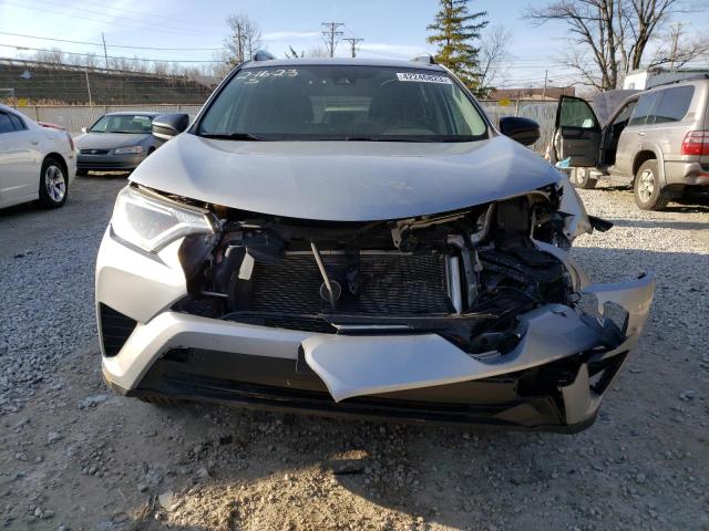 Photo 5 from auction – 2017 TOYOTA RAV4 LE with VIN 2T3BFREV9HW584289