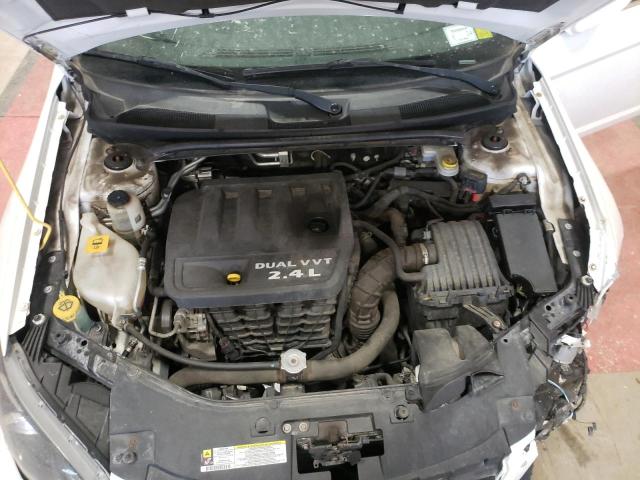 Photo 11 from auction – 2013 CHRYSLER 200 TOURIN with VIN 1C3CCBBB4DN579764