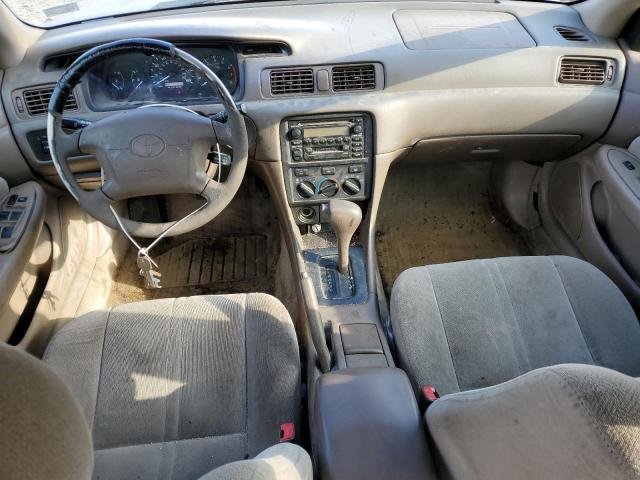 Photo 8 from auction – 2001 TOYOTA CAMRY CE with VIN 4T1BG22K11U855763