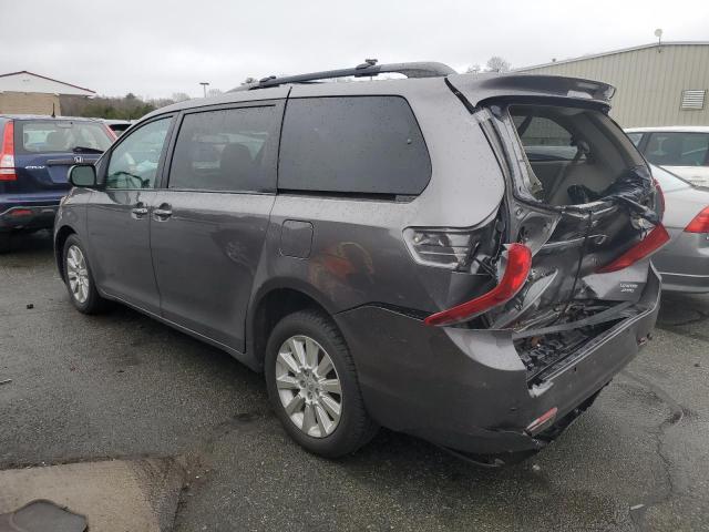 Photo 2 from auction – 2011 TOYOTA SIENNA XLE with VIN 5TDDK3DC6BS029682