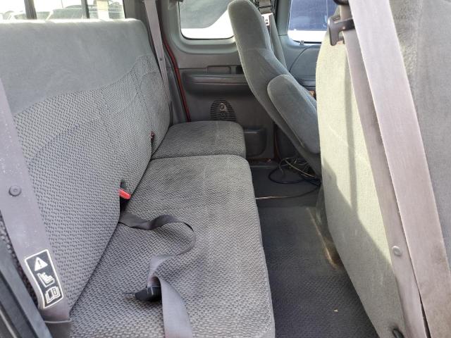 Photo 10 from auction – 2000 FORD F150 with VIN 2FTZX0720YCA67650