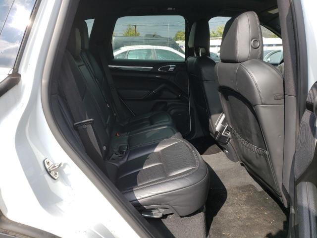Photo 11 from auction – 2016 PORSCHE CAYENNE with VIN WP1AA2A21GLA05289