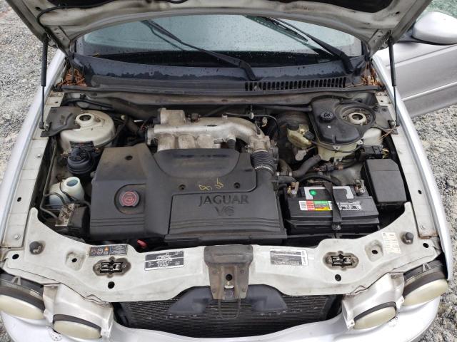 Photo 11 from auction – 2002 JAGUAR X-TYPE 3.0 with VIN SAJEA51C42WC09500