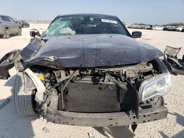 Photo 5 from auction – 2016 CHRYSLER 300 LIMITE with VIN 2C3CCAAGXGH135163
