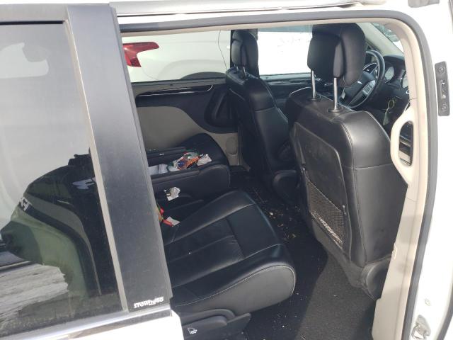 Photo 11 from auction – 2014 CHRYSLER TOWN & COU with VIN 2C4RC1GG3ER312771