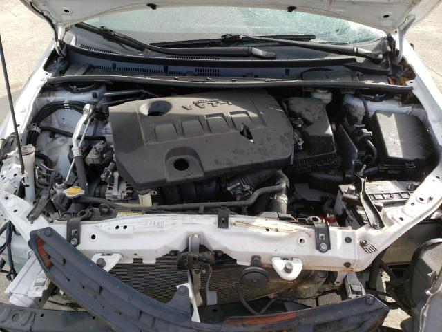 Photo 11 from auction – 2016 TOYOTA COROLLA L with VIN 5YFBURHEXGP548573