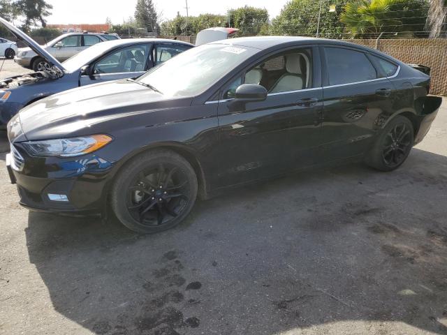 FORD FUSION SE 2019 with VIN 3FA6P0HD5KR135917 - Photo from auction