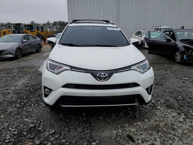 Photo 5 from auction – 2016 TOYOTA RAV4 XLE with VIN JTMRFREVXGJ092656