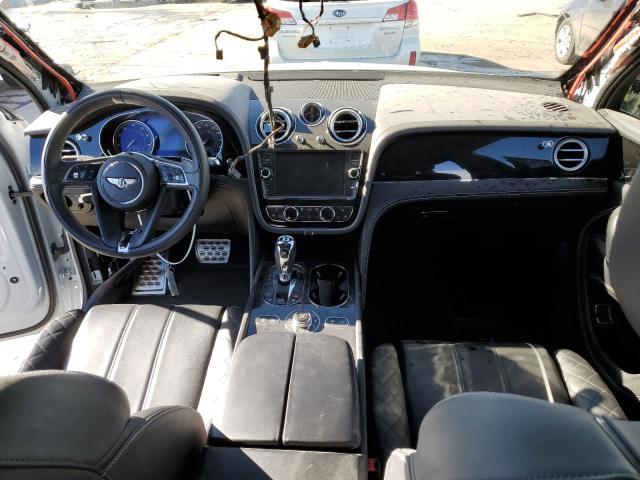 Photo 8 from auction – 2017 BENTLEY BENTAYGA with VIN SJAAC2ZV1HC014166