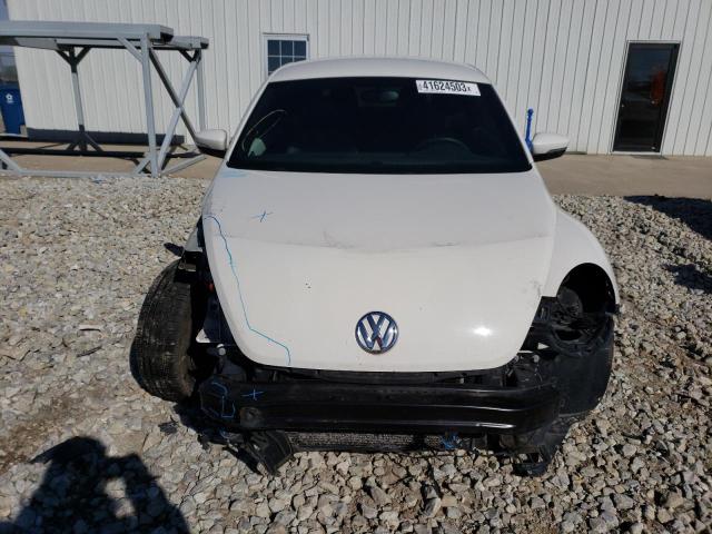 Photo 5 from auction – 2012 VOLKSWAGEN BEETLE with VIN 3VWJP7AT2CM608988