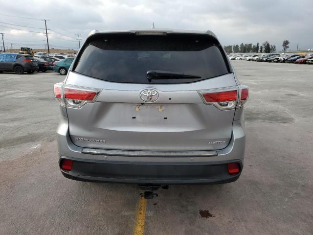 Photo 6 from auction – 2016 TOYOTA HIGHLANDER with VIN 5TDYKRFHXGS177886