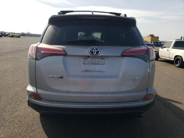 Photo 6 from auction – 2018 TOYOTA RAV4 LE with VIN 2T3BFREV2JW761335