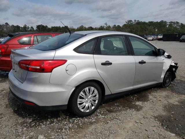 Photo 3 from auction – 2015 FORD FOCUS S with VIN 1FADP3E24FL344436