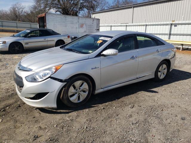 HYUNDAI SONATA HYB 2015 with VIN KMHEC4A42FA137249 - Photo from auction