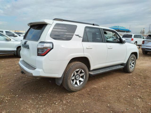 Photo 3 from auction – 2020 TOYOTA 4RUNNER SR with VIN JTEBU5JR0L5786800