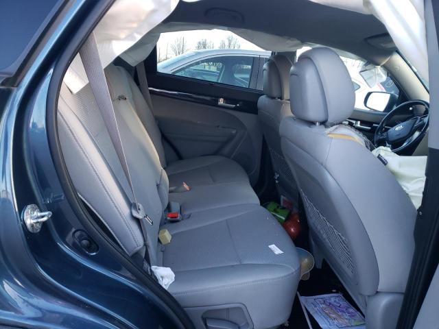 Photo 11 from auction – 2015 KIA SORENTO LX with VIN 5XYKT4A67FG595345