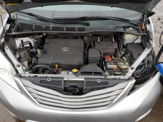 Photo 12 from auction – 2012 TOYOTA SIENNA XLE with VIN 5TDYK3DC3CS194141