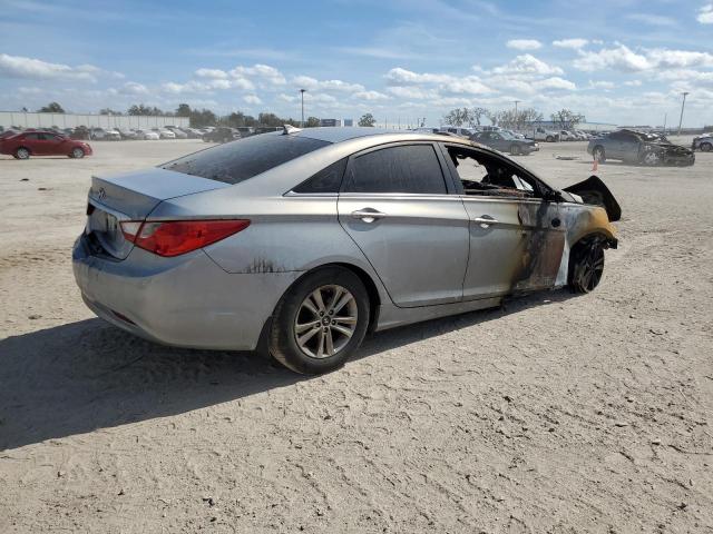 Photo 3 from auction – 2013 HYUNDAI SONATA GLS with VIN 5NPEB4AC6DH799050