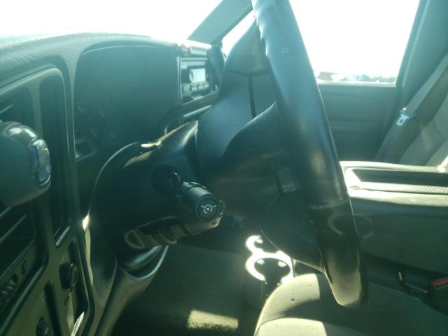 Photo 9 from auction – 2005 CHEVROLET SILVERADO with VIN 1GCHC23U35F941404