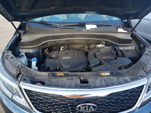 Photo 12 from auction – 2015 KIA SORENTO LX with VIN 5XYKT4A67FG595345