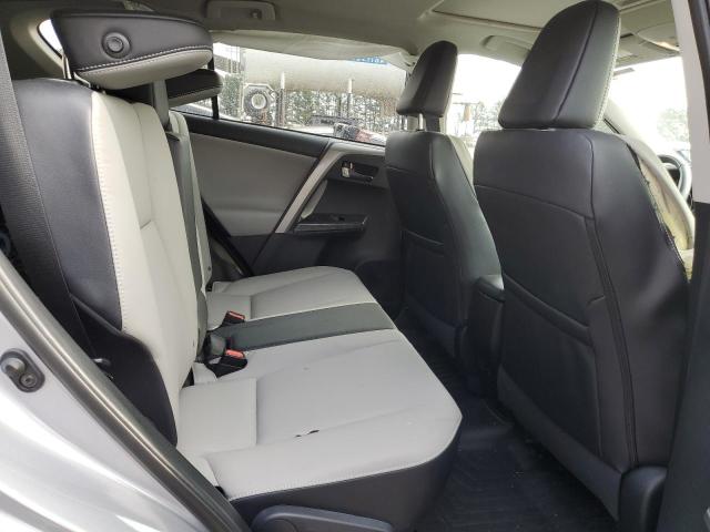 Photo 11 from auction – 2018 TOYOTA RAV4 LIMIT with VIN 2T3DFREV5JW708511