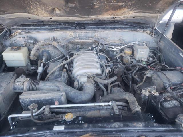 Photo 12 from auction – 2005 LEXUS LX 470 with VIN JTJHT00W153549420