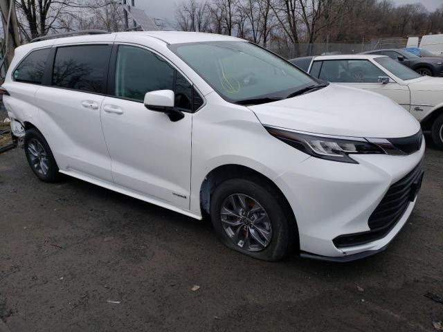 Photo 4 from auction – 2021 TOYOTA SIENNA LE with VIN 5TDKRKEC8MS060527