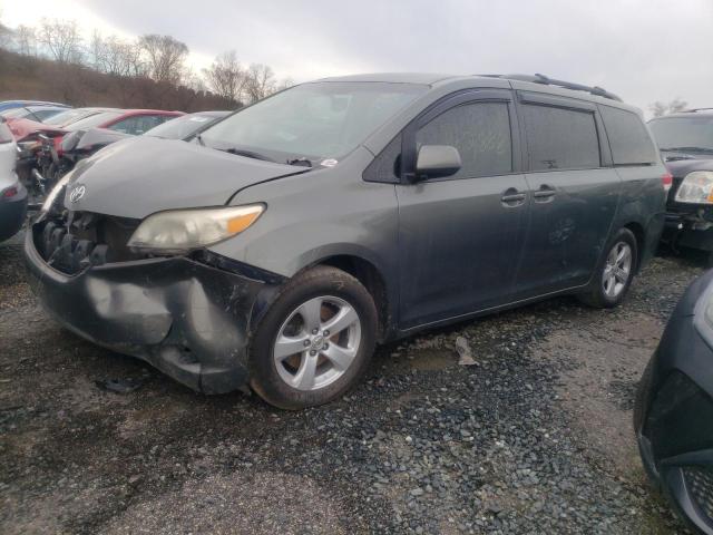 TOYOTA SIENNA LE 2011 with VIN 5TDKK3DCXBS035833 - Photo from auction