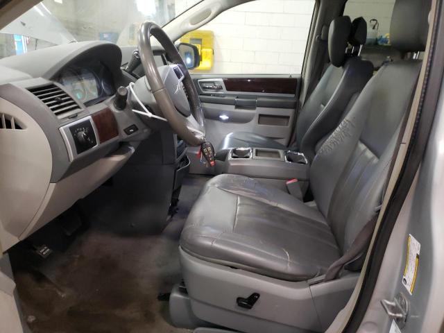Photo 7 from auction – 2010 CHRYSLER TOWN & COU with VIN 2A4RR5D11AR353118