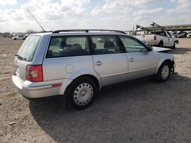 Photo 3 from auction – 2004 VOLKSWAGEN PASSAT GL with VIN WVWND63B04E215610