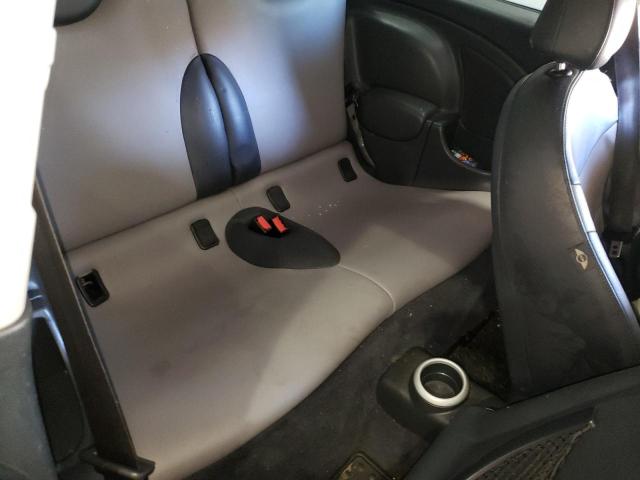 Photo 10 from auction – 2006 MINI COOPER S with VIN WMWRE33516TJ38474