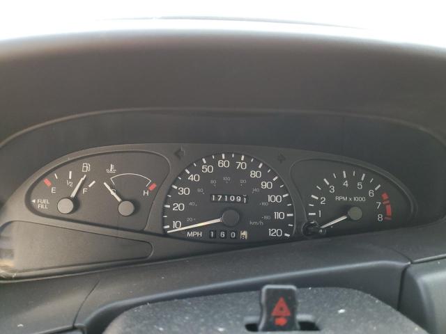 Photo 9 from auction – 2002 FORD ESCORT ZX2 with VIN 3FAFP11362R102335