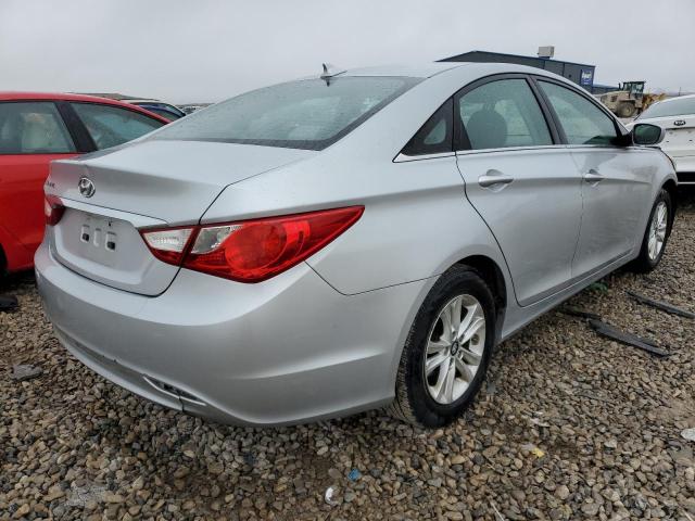 Photo 3 from auction – 2013 HYUNDAI SONATA GLS with VIN 5NPEB4AC9DH803415