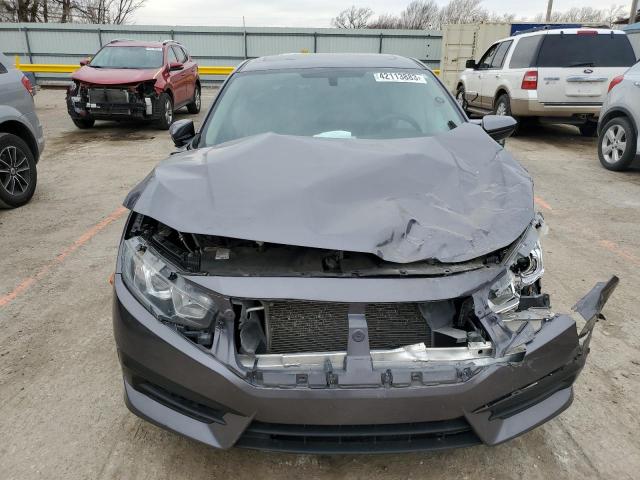 Photo 5 from auction – 2018 HONDA CIVIC EX with VIN 19XFC2F74JE034792