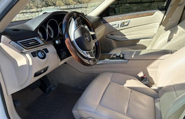 Photo 5 from auction – 2014 MERCEDES-BENZ E 350 4MAT with VIN WDDHF8JB2EA976546