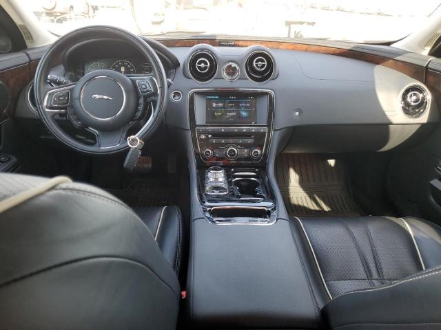Photo 8 from auction – 2017 JAGUAR XJ with VIN SAJWA1C79H8W07311