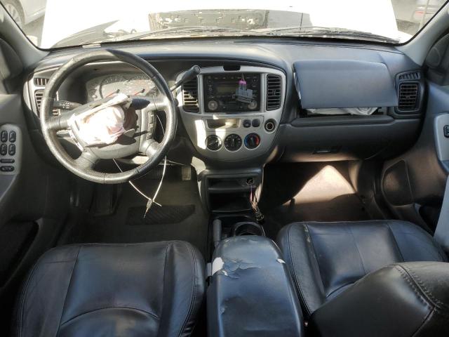 Photo 8 from auction – 2003 MAZDA TRIBUTE ES with VIN 4F2CZ06113KM13153