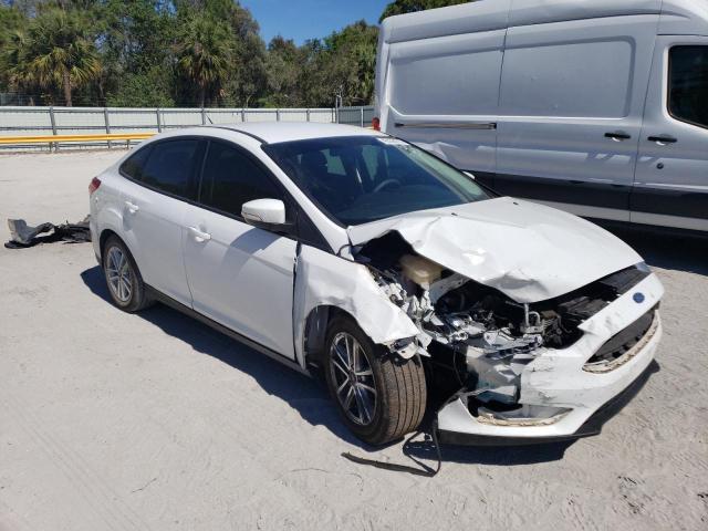Photo 4 from auction – 2015 FORD FOCUS SE with VIN 1FADP3F22FL261652
