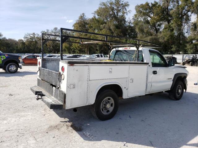 Photo 3 from auction – 2003 CHEVROLET SILVERADO with VIN 1GBHC24U23E220173