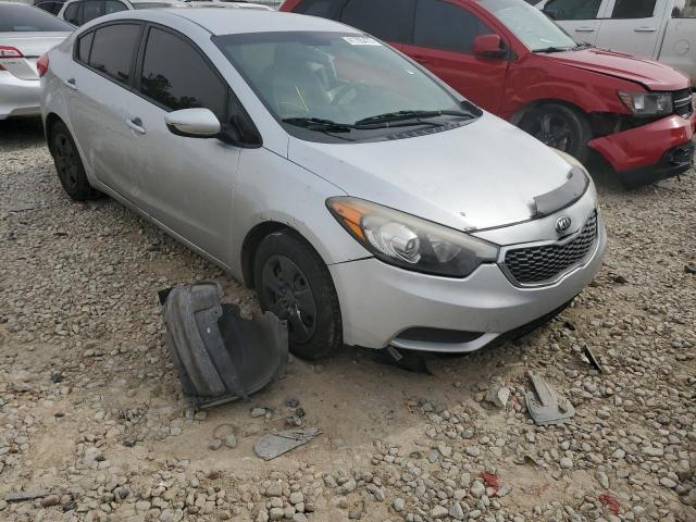 Photo 4 from auction – 2015 KIA FORTE LX with VIN KNAFK4A66F5390853