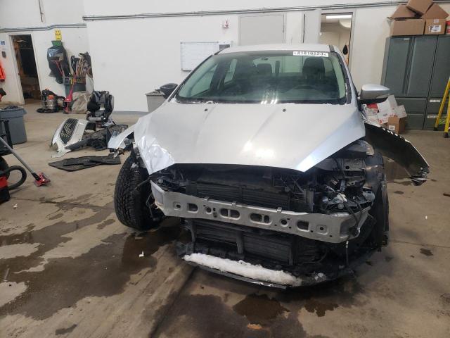 Photo 5 from auction – 2017 FORD FOCUS SE with VIN 1FADP3F20HL255786