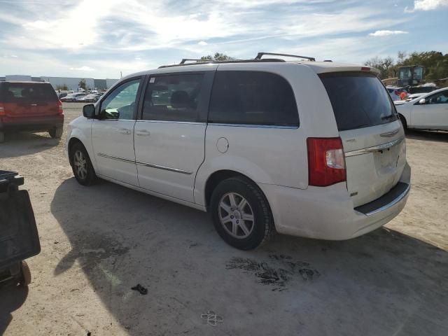 Photo 2 from auction – 2013 CHRYSLER TOWN & COU with VIN 2C4RC1BG4DR585000
