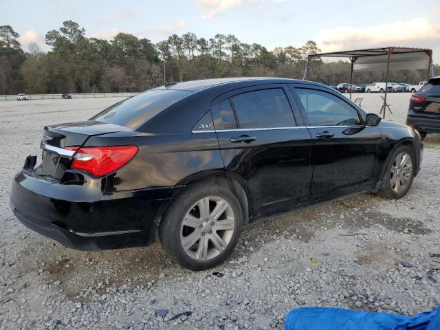 Photo 3 from auction – 2014 CHRYSLER 200 TOURIN with VIN 1C3CCBBBXEN101995
