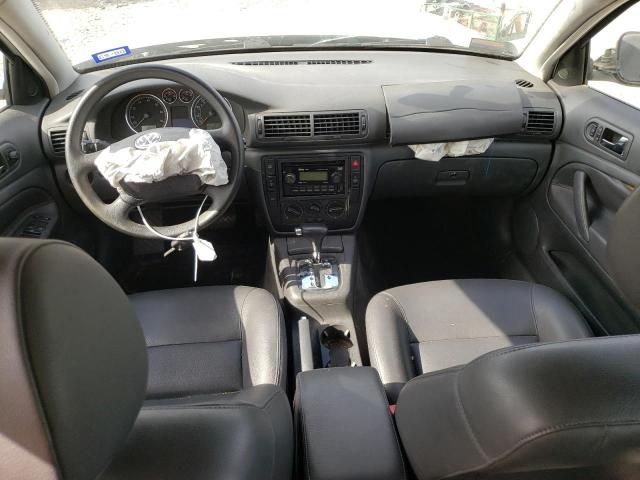 Photo 8 from auction – 2004 VOLKSWAGEN PASSAT GL with VIN WVWND63B04E215610