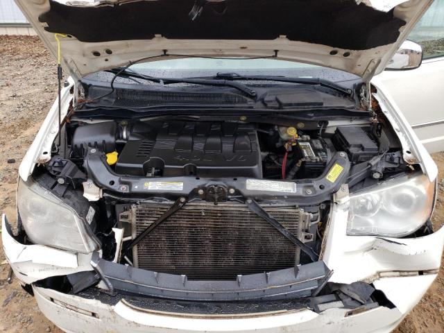 Photo 12 from auction – 2010 CHRYSLER TOWN & COU with VIN 2A4RR6DX9AR137155