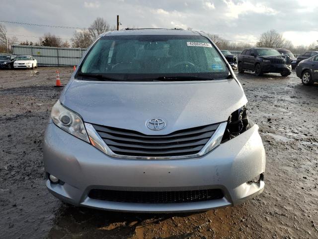 Photo 5 from auction – 2012 TOYOTA SIENNA XLE with VIN 5TDYK3DC3CS194141